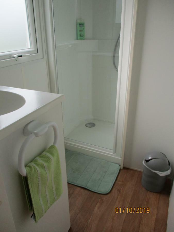 Les Mobile Home De Kerroyal Garlan Exteriér fotografie